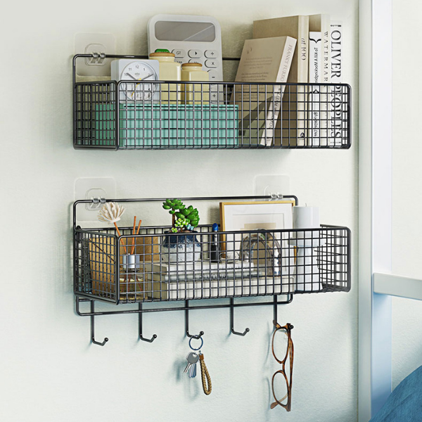 eBun Wallry Black Metal Wire Hanging Storage Basket with Hooks