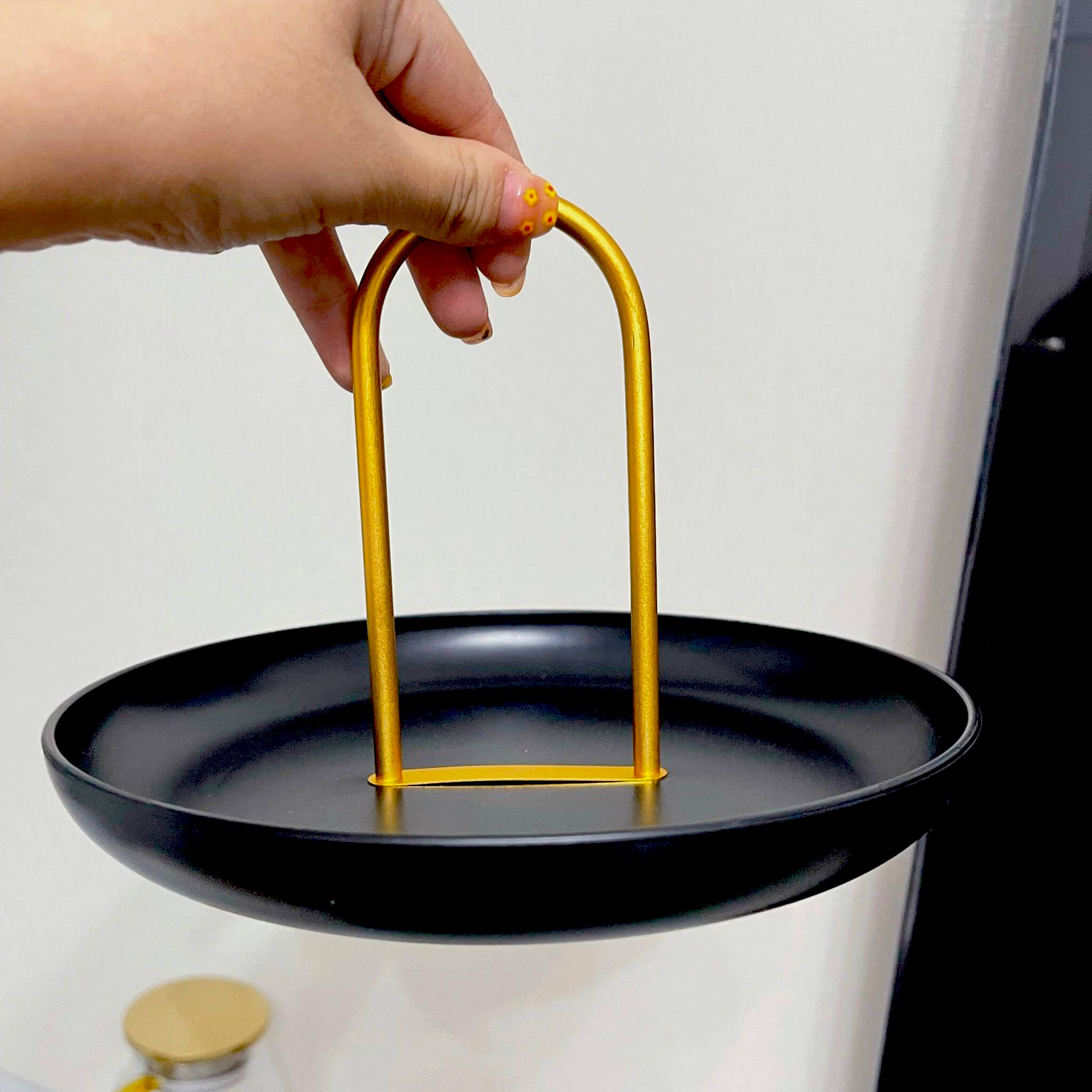 Decorative Round Black Tray with Gold Metal Ring Handle ebuncreation